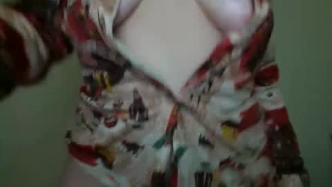 velira_ online show from March 26, 3:45 am