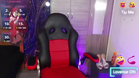 Snapshot of vella_sex chatting on October 4, 8:18 pm Vella online show from October 4, 8:18 pm