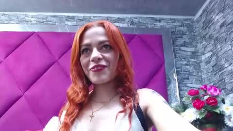 Snapshot of vellaparis chatting on January 10, 12:36 pm vellaparis online show from January 10, 12:36 pm