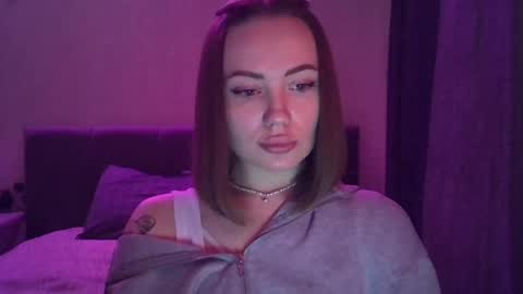 velour_myst online show from June 8, 3:56 pm