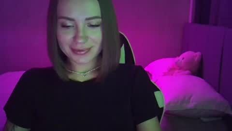 Snapshot of velour_myst chatting on July 22, 2:31 pm velour_myst online show from July 22, 2:31 pm