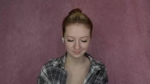 Sophie online show from May 21, 7:10 pm