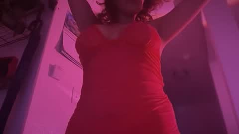 Snapshot of velvet81611 chatting on February 24, 8:45 am Velvet online show from February 24, 8:45 am