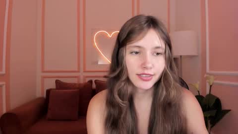 velvet_cherry online show from September 19, 4:29 pm