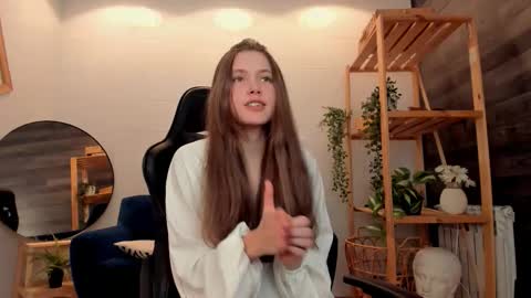 velvet_cherry online show from October 22, 4:18 pm