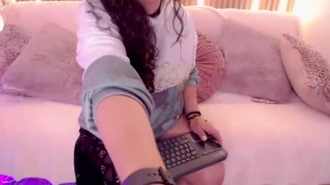 Emma Curly online show from May 8, 12:32 pm