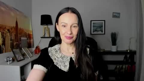 Jasmine online show from February 5, 6:29 am