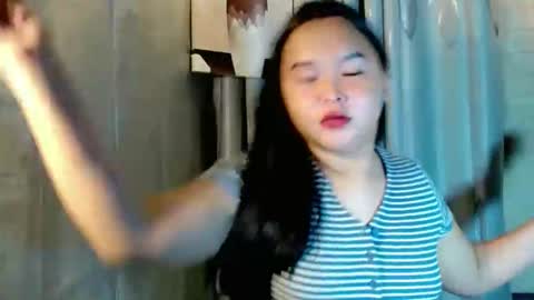 Snapshot of velvet_jess chatting on February 18, 12:50 am call me jessie online show from February 18, 12:50 am