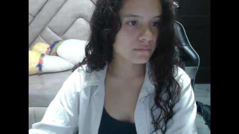 velvet_moon_v online show from October 25, 1:07 pm