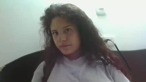 velvet_moon_v online show from April 28, 3:44 am