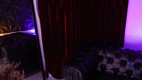 Velvet  online show from April 28, 2:27 am