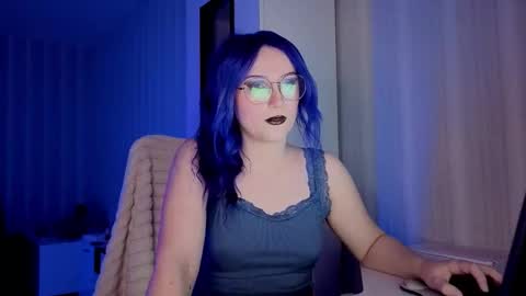 Violet online show from March 19, 10:52 am