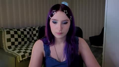 Violet online show from June 4, 11:05 am