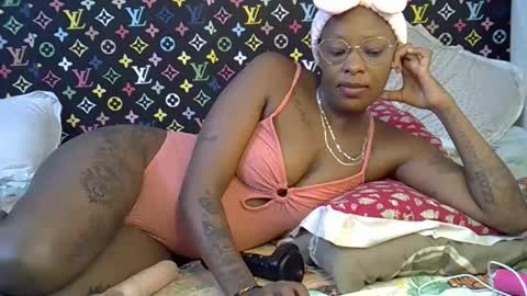 velvet online show from October 22, 4:35 am