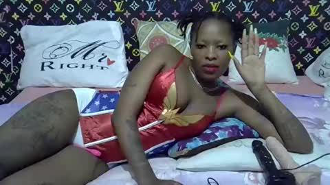 Snapshot of velvet_temptress chatting on February 14, 2:52 am velvet online show from February 14, 2:52 am