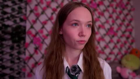 Polly online show from October 18, 1:08 am