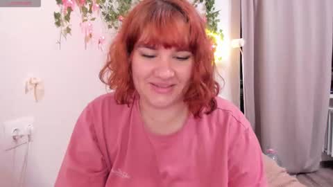 Snapshot of velvetdiva chatting on March 22, 12:47 am Luma online show from March 22, 12:47 am