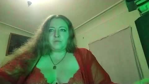 Elif online show from May 16, 7:34 pm
