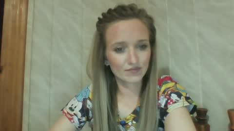 Snapshot of velvetintuition chatting on May 7, 6:24 pm velvetintuition online show from May 7, 6:24 pm