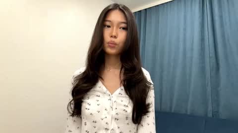 Snapshot of velvetkyliee chatting on March 14, 4:45 pm Idaho online show from March 14, 4:45 pm