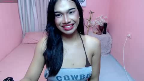 velvetlavander online show from July 19, 1:59 pm