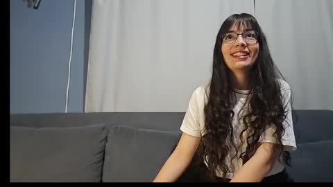 velvetsolez online show from April 4, 8:56 am