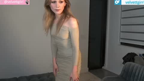 VelvetTGirl online show from July 7, 7:23 am