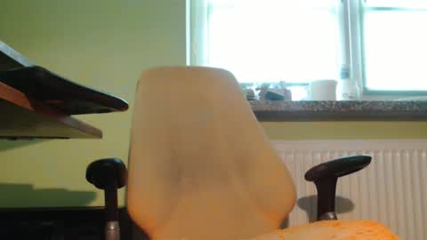 Snapshot of vendi1 chatting on January 6, 11:40 am vendi1 online show from January 6, 11:40 am