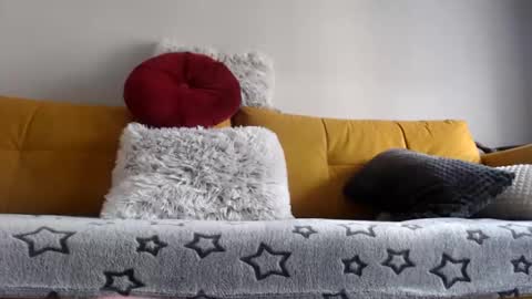 Snapshot of vendi1 chatting on February 9, 9:46 am vendi1 online show from February 9, 9:46 am