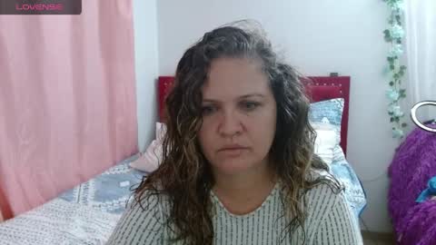venecasexy44 online show from May 13, 8:23 am