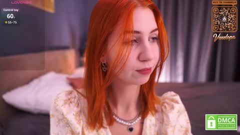 Venelopa online show from December 1, 1:38 pm