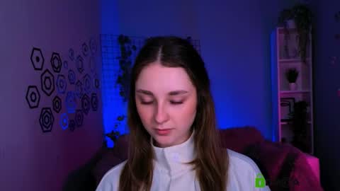 venezia_barton online show from March 23, 8:13 pm