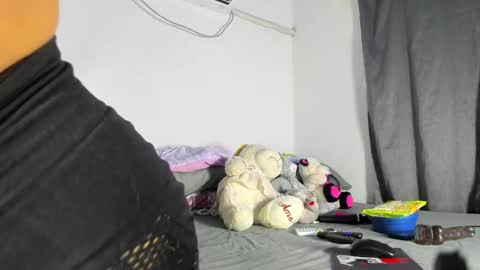 Snapshot of vennuss01 chatting on March 25, 10:49 pm vennuss01 online show from March 25, 10:49 pm