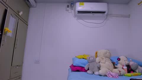 Snapshot of vennuss01 chatting on March 30, 3:46 pm vennuss01 online show from March 30, 3:46 pm