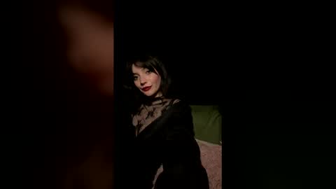 venom_goddess online show from March 10, 8:25 pm