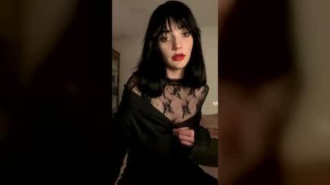 venom_goddess online show from June 27, 10:04 pm