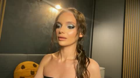 Snapshot of venom_shade chatting on October 9, 4:38 pm venom_shade online show from October 9, 4:38 pm