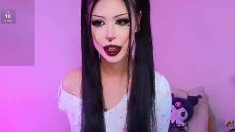 Vivian online show from September 27, 3:33 am