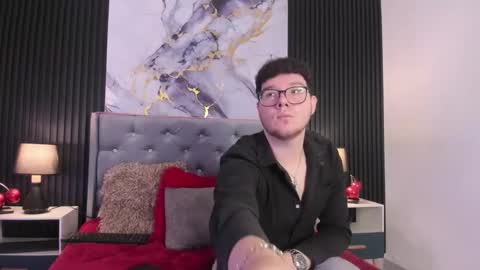 Snapshot of venonboys chatting on February 17, 2:08 am venonboys online show from February 17, 2:08 am