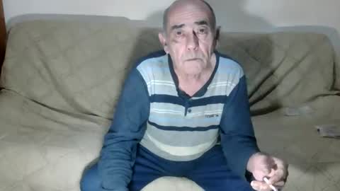 Snapshot of ventura50 chatting on November 10, 6:12 am ventura50 online show from November 10, 6:12 am