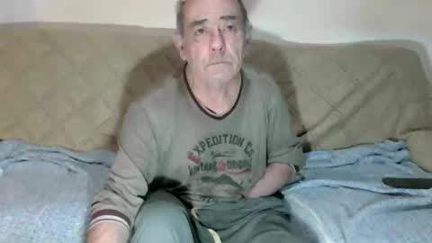 Snapshot of ventura50 chatting on February 11, 5:56 am ventura50 online show from February 11, 5:56 am