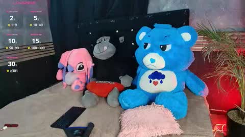 Snapshot of venus_26_ chatting on February 13, 12:39 am eva online show from February 13, 12:39 am