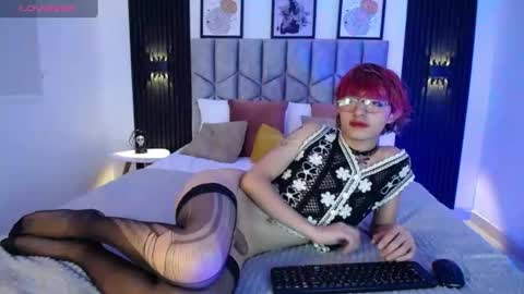 venus_999_ online show from June 12, 10:08 pm