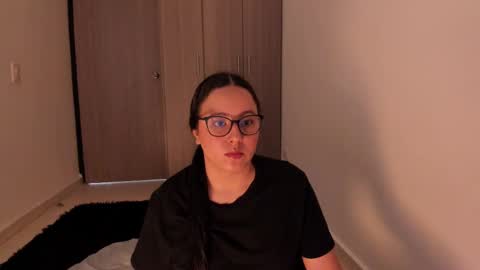 Venus online show from October 6, 7:33 pm