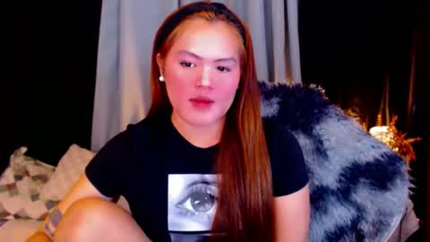 Snapshot of venus_colly chatting on November 23, 2:00 am I am Colly Your mystery girl online show from November 23, 2:00 am