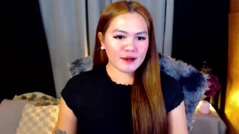 Snapshot of venus_colly chatting on December 2, 9:58 am I am Colly Your mystery girl online show from December 2, 9:58 am