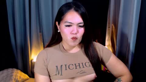 I am Colly Your mystery girl online show from April 21, 1:42 am