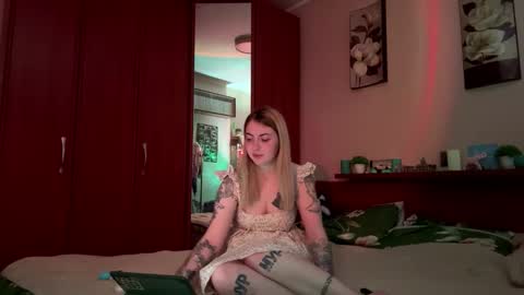 Arina online show from September 14, 7:13 pm