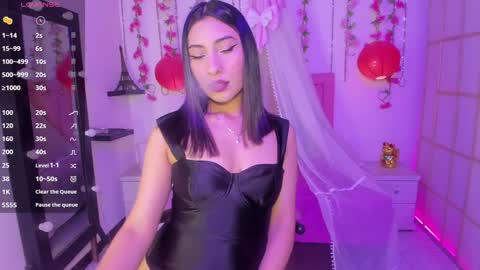 Snapshot of venus_latin_01 chatting on January 20, 9:01 pm Mary online show from January 20, 9:01 pm