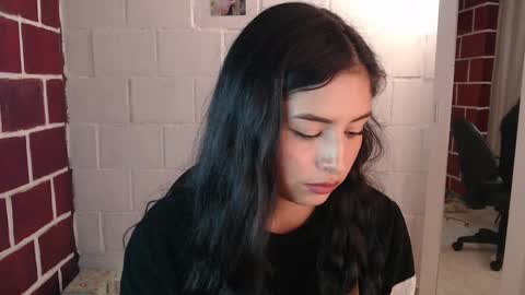 Snapshot of venus_megan chatting on February 22, 12:38 am emily independent account MY conextion 1100 GTM to 17hr GTM online show from February 22, 12:38 am